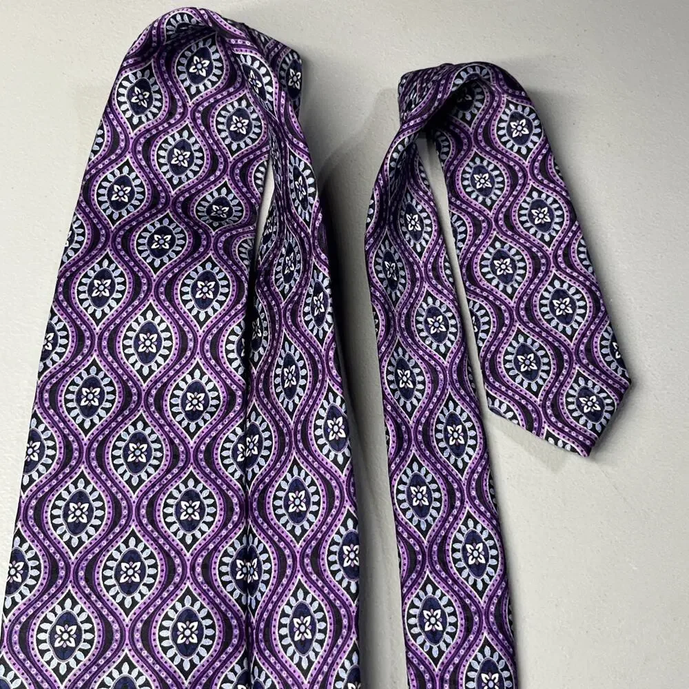 JZ Richards Boulder Silk Tie Purple Mens Designer Medallion Hand Made Necktie